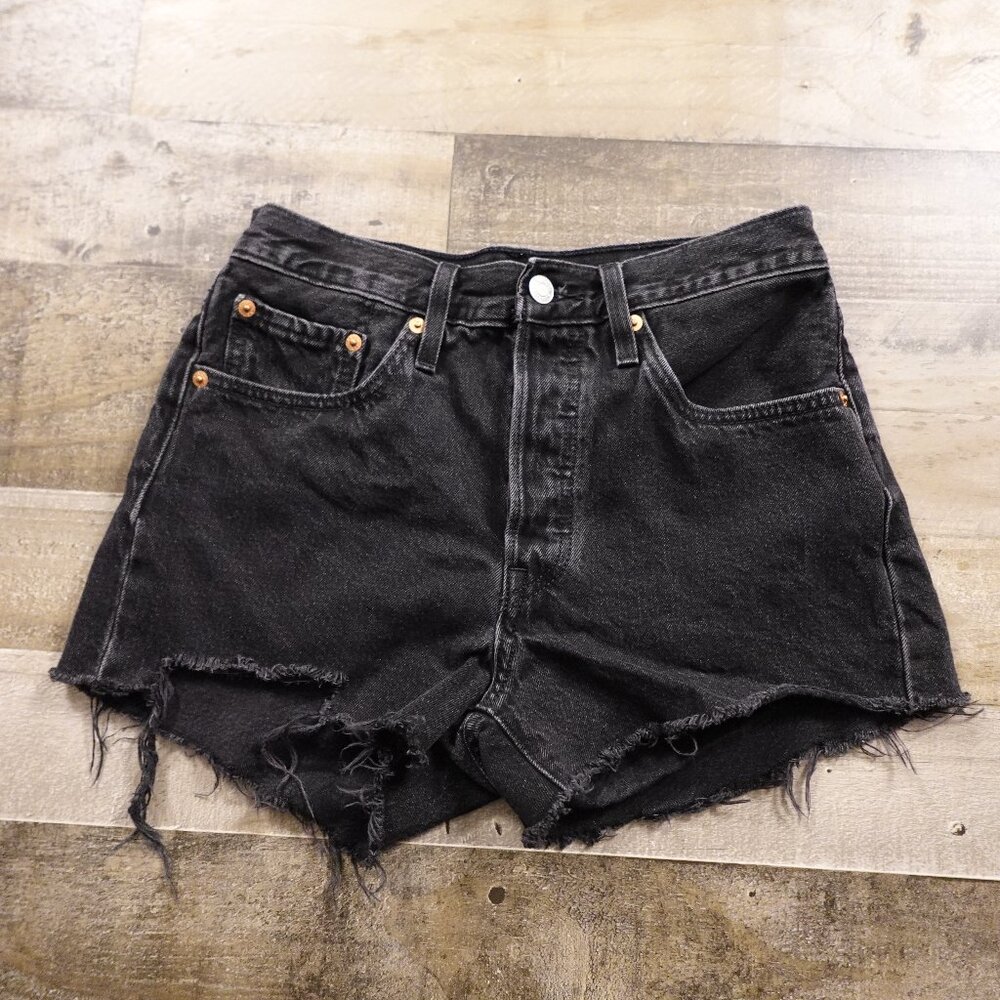 Levi’s 501 High-Rise Black Denim Cutoff Shorts – W26, 3”‎ Inseam